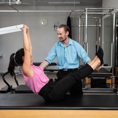 North Ryde Physiotherapist Scott Lyon teaches Clinical Pilates at Ryde Natural Health Clinic